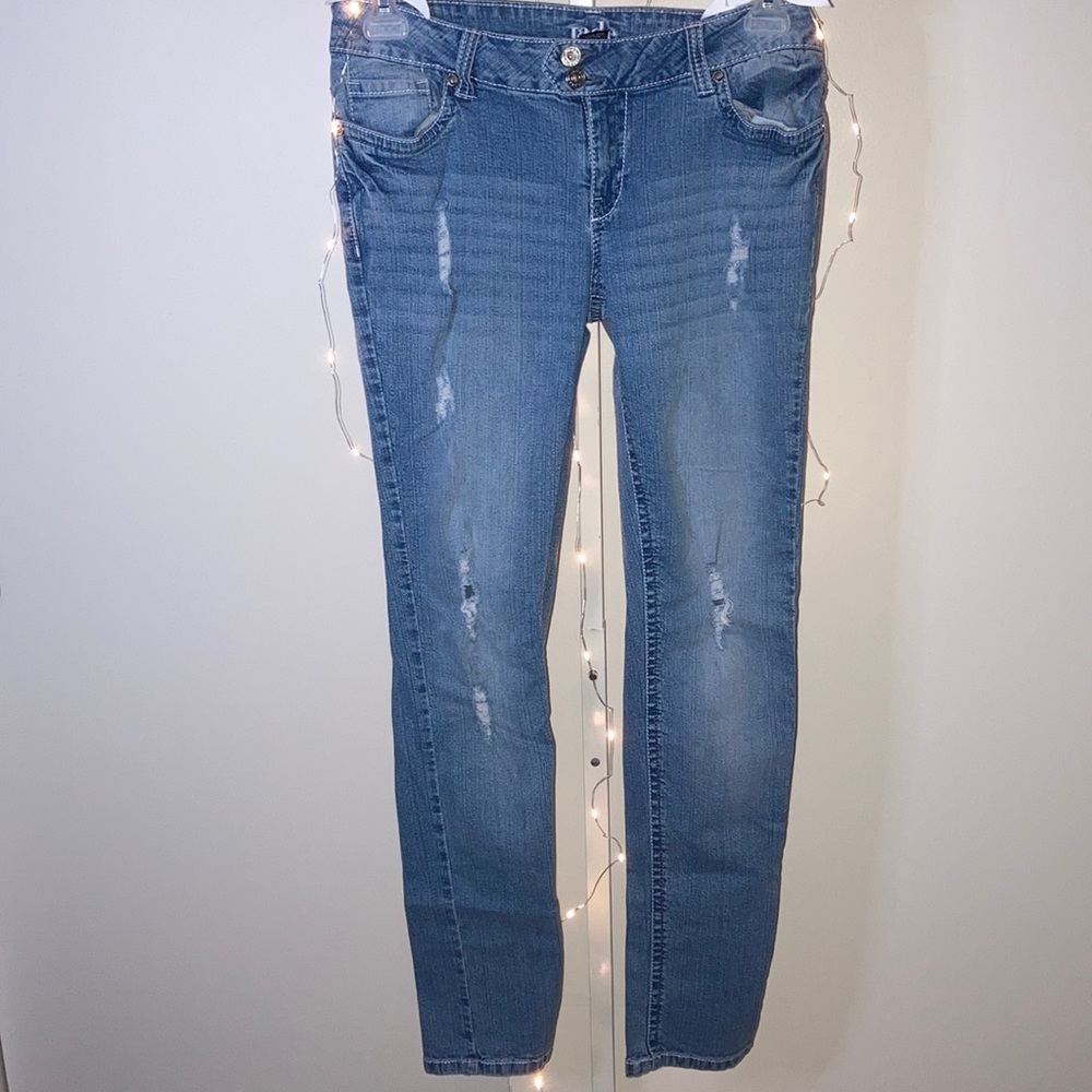 Jade distressed skinny jeans Sz 9/10